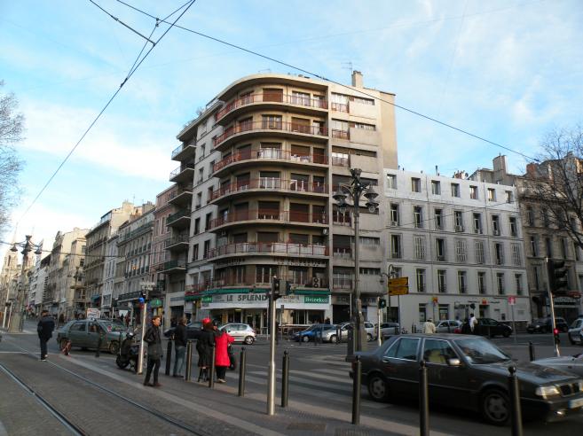  Immeuble style moderne